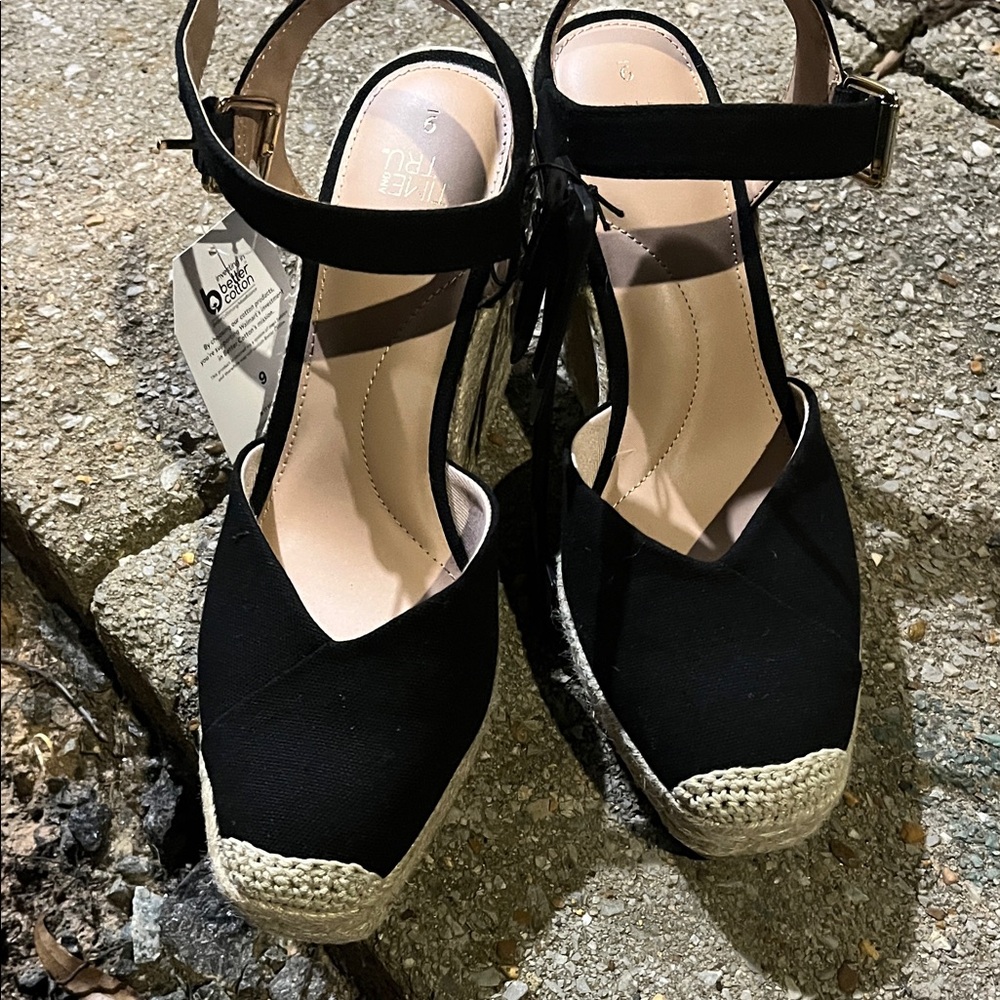 Time and Tru Black Espadrille Wedges
